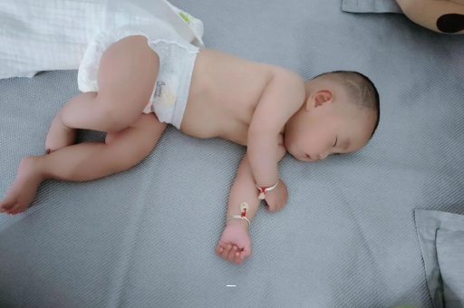 周口宝宝总是摇头怎么回事